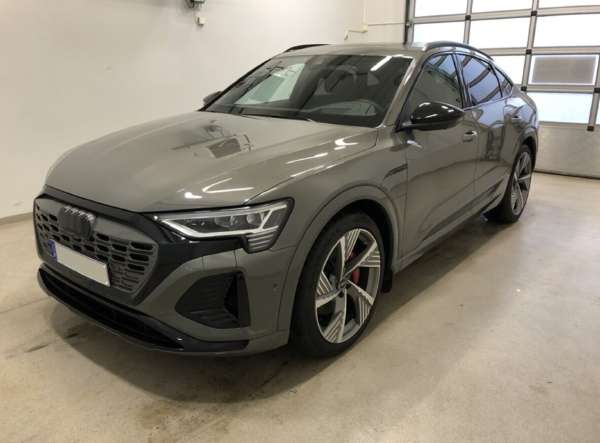 Audi Q8 E-tron