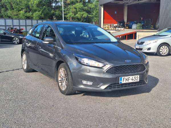 FORD FOCUS