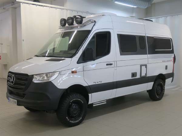 Hymer Matkailuauto