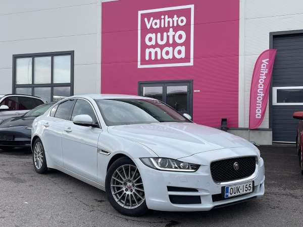 Jaguar Xe