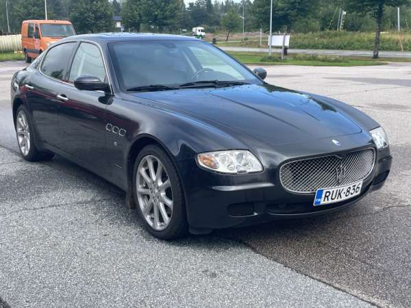 Maserati Quattroporte