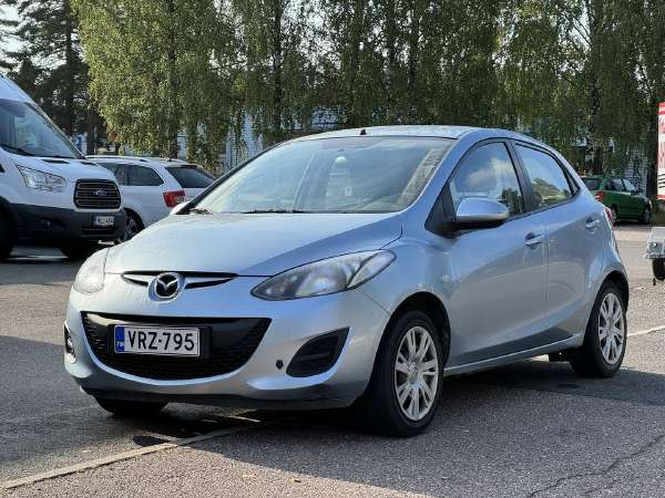 Mazda 2