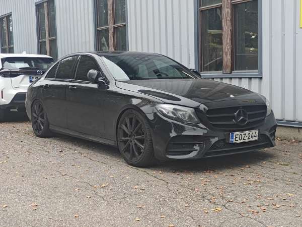 Mercedes-benz E