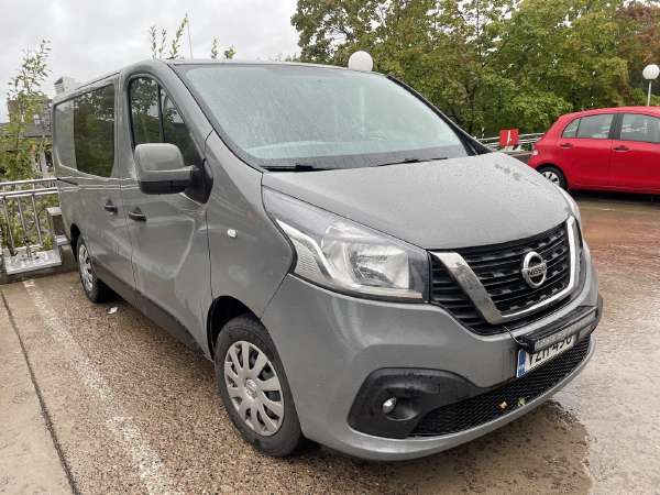 Nissan Nv300