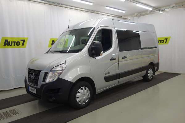 Nissan Nv400