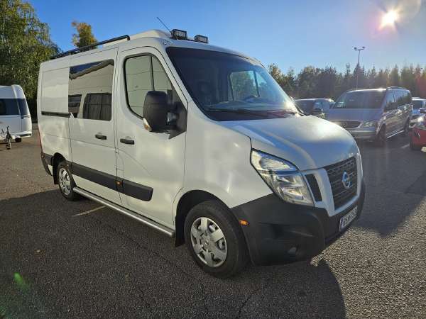 Nissan Nv400