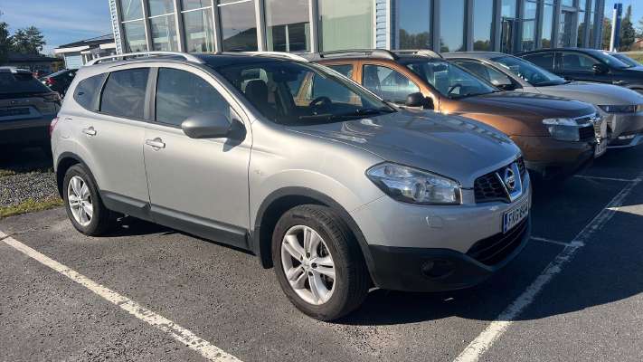 Nissan Qashqai+2