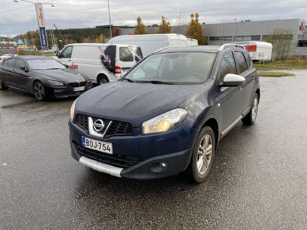 Nissan Qashqai+2