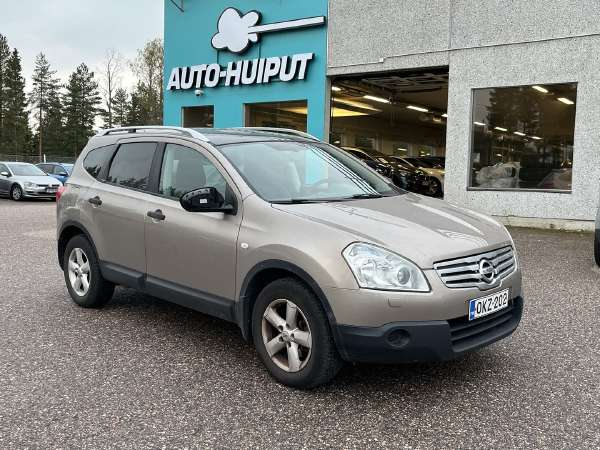 Nissan Qashqai+2