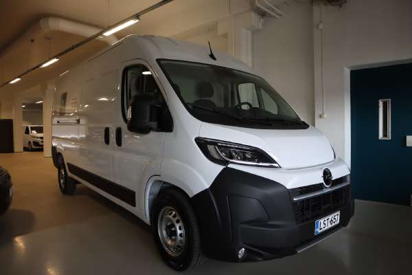 Opel Movano