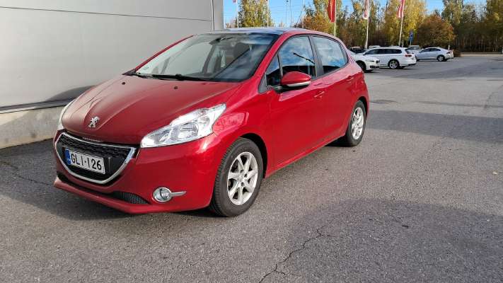 Peugeot 208