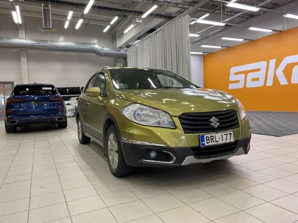 Suzuki S-cross