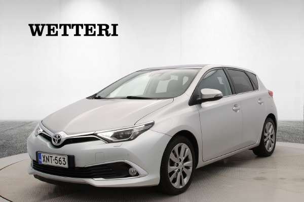 TOYOTA AURIS