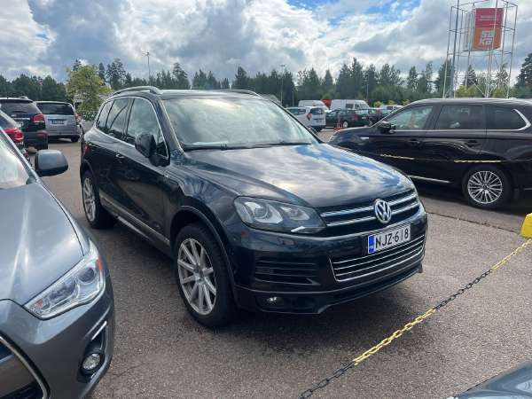 Volkswagen Touareg