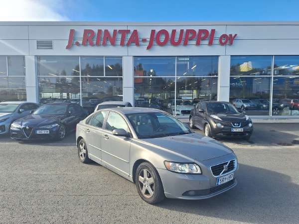 Volvo S40