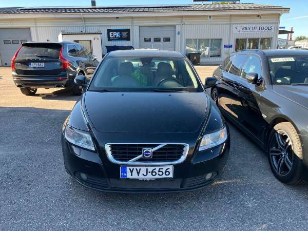 Volvo S40