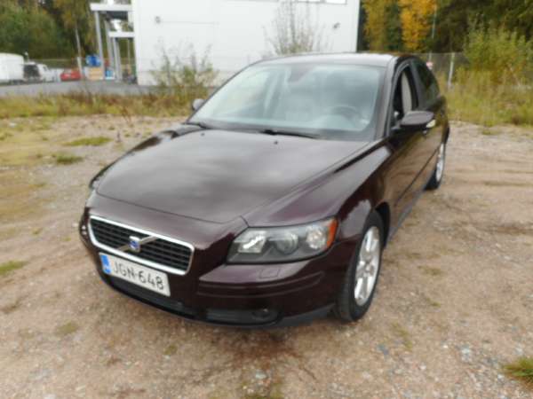 Volvo S40