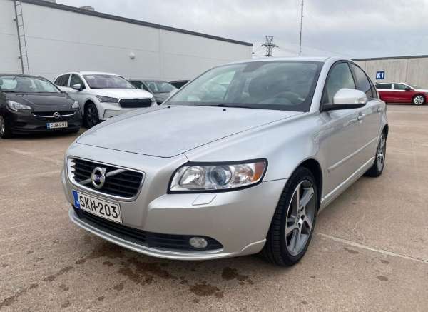 Volvo S40