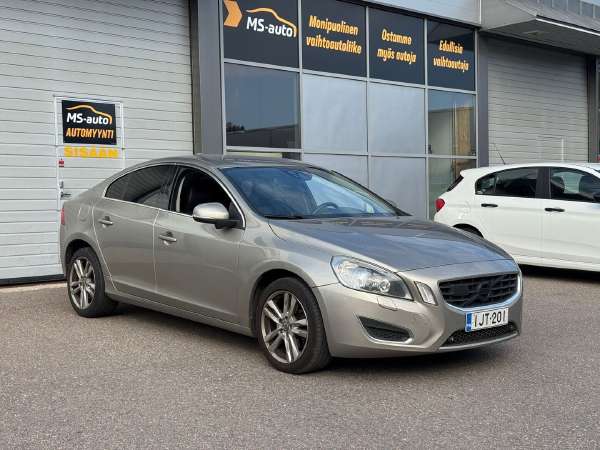 Volvo S60