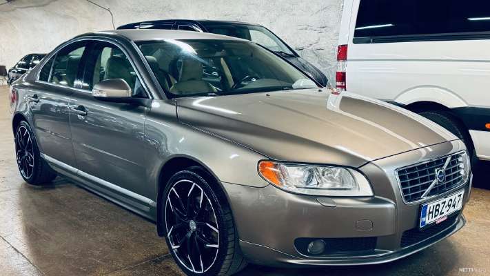 Volvo S80