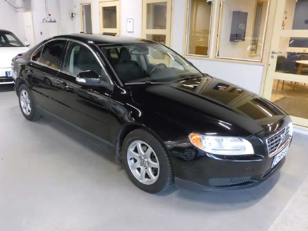 Volvo S80