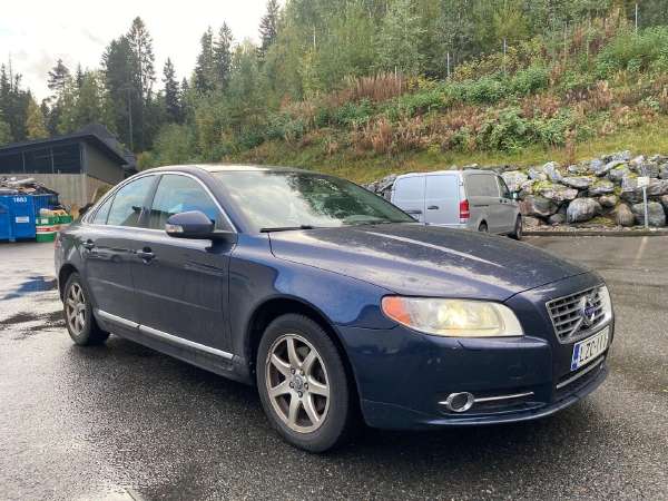 Volvo S80