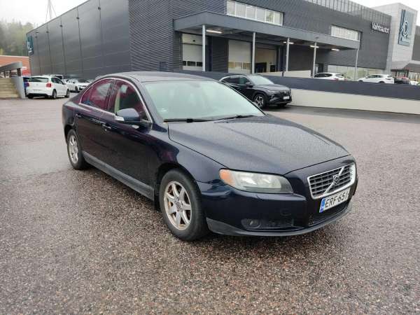 Volvo S80