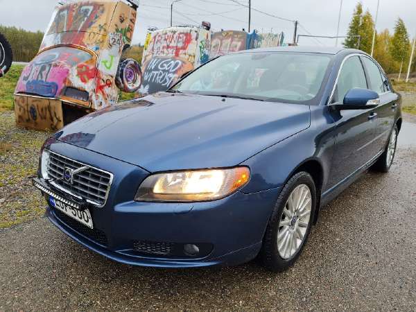 Volvo S80