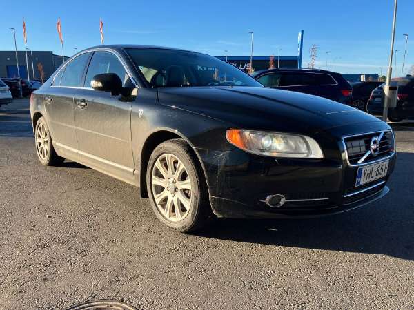 Volvo S80