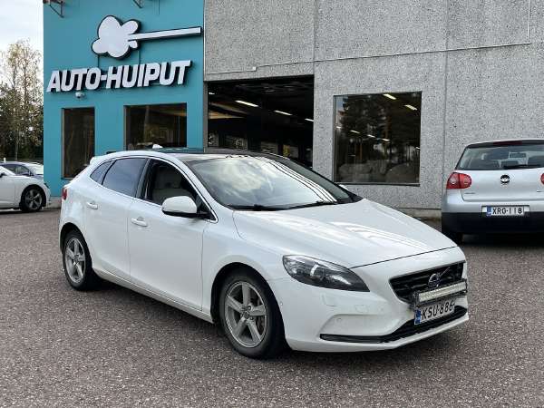 Volvo V40