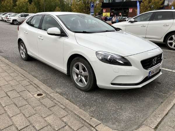 Volvo V40