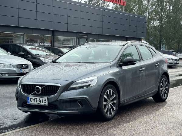 VOLVO V40 CROSS COUNTRY