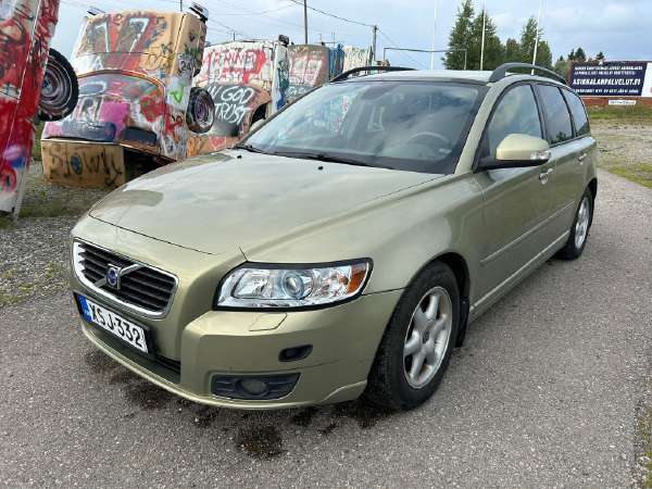 Volvo V50