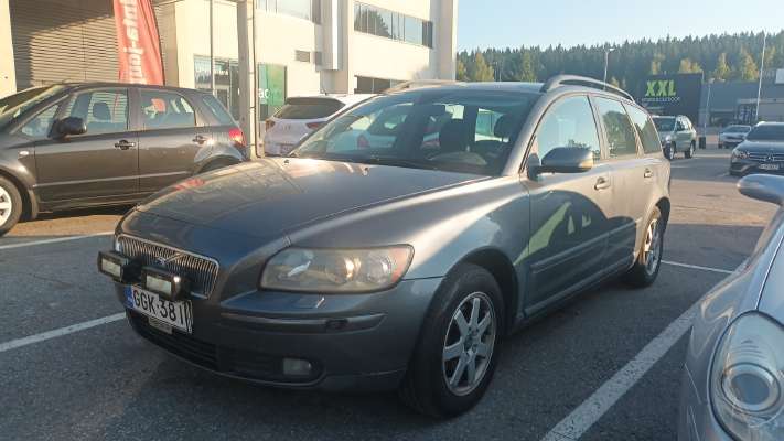 Volvo V50