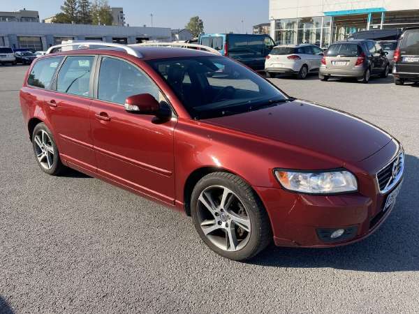 Volvo V50