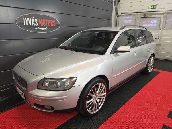 Volvo V50