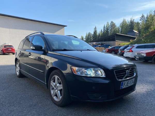 Volvo V50