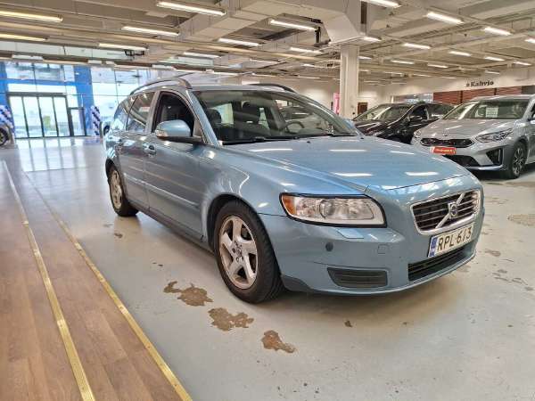 Volvo V50