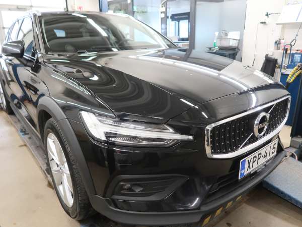 Volvo V60 Cross Country