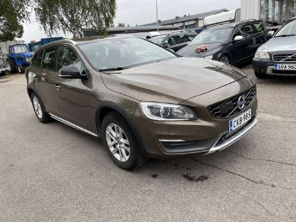 Volvo V60 Cross Country D4 Awd