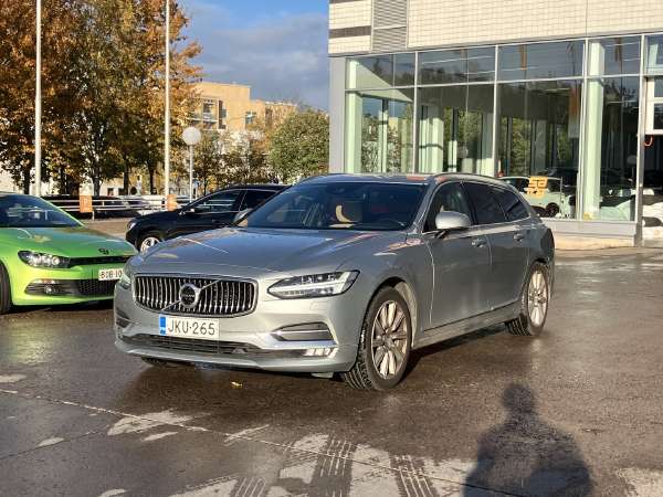 Volvo V90