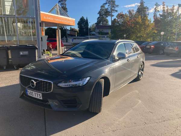 Volvo V90