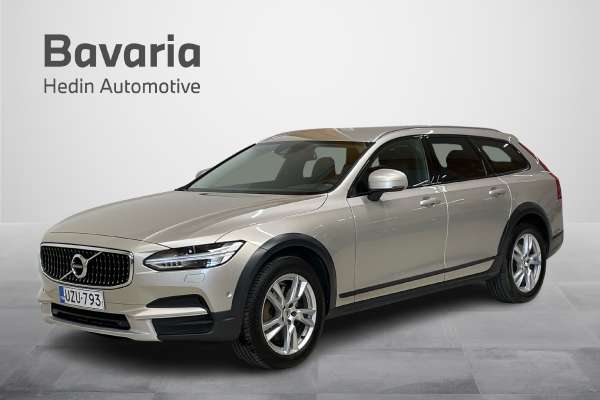 Volvo V90 Cross Country