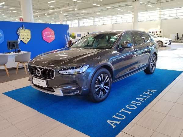 Volvo V90 Cross Country